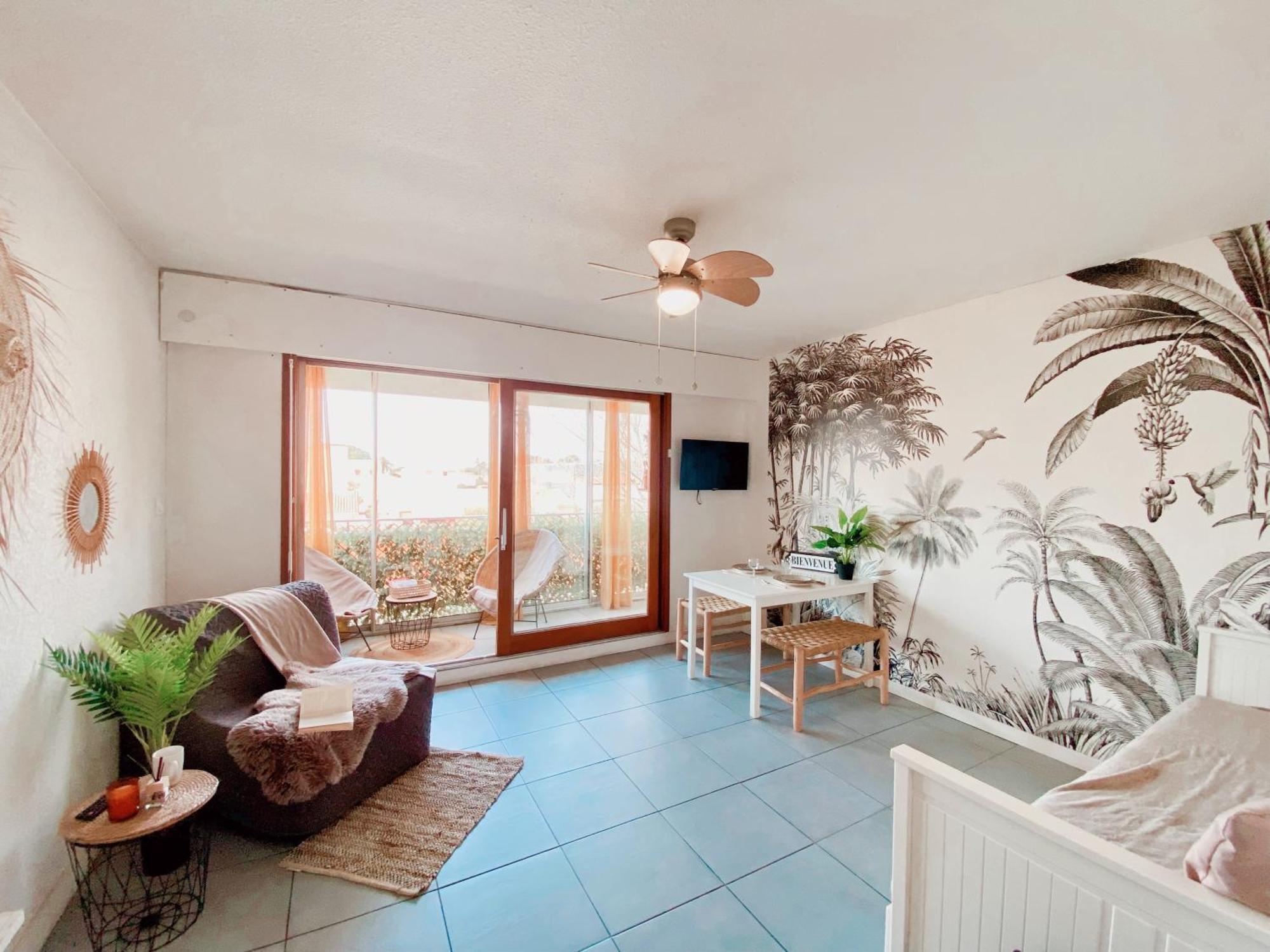 Appartement Coup De Coeur Avec Parking Et Piscine - 131 卡内 外观 照片